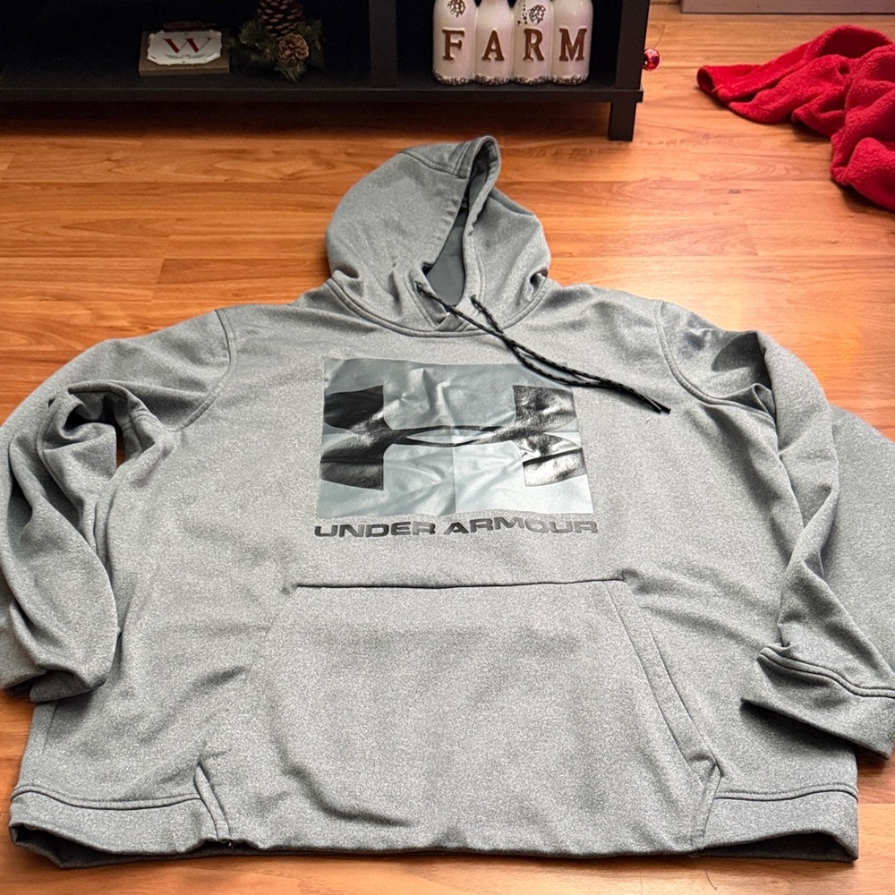 Under Armour Heather Gray Men's Hoodie